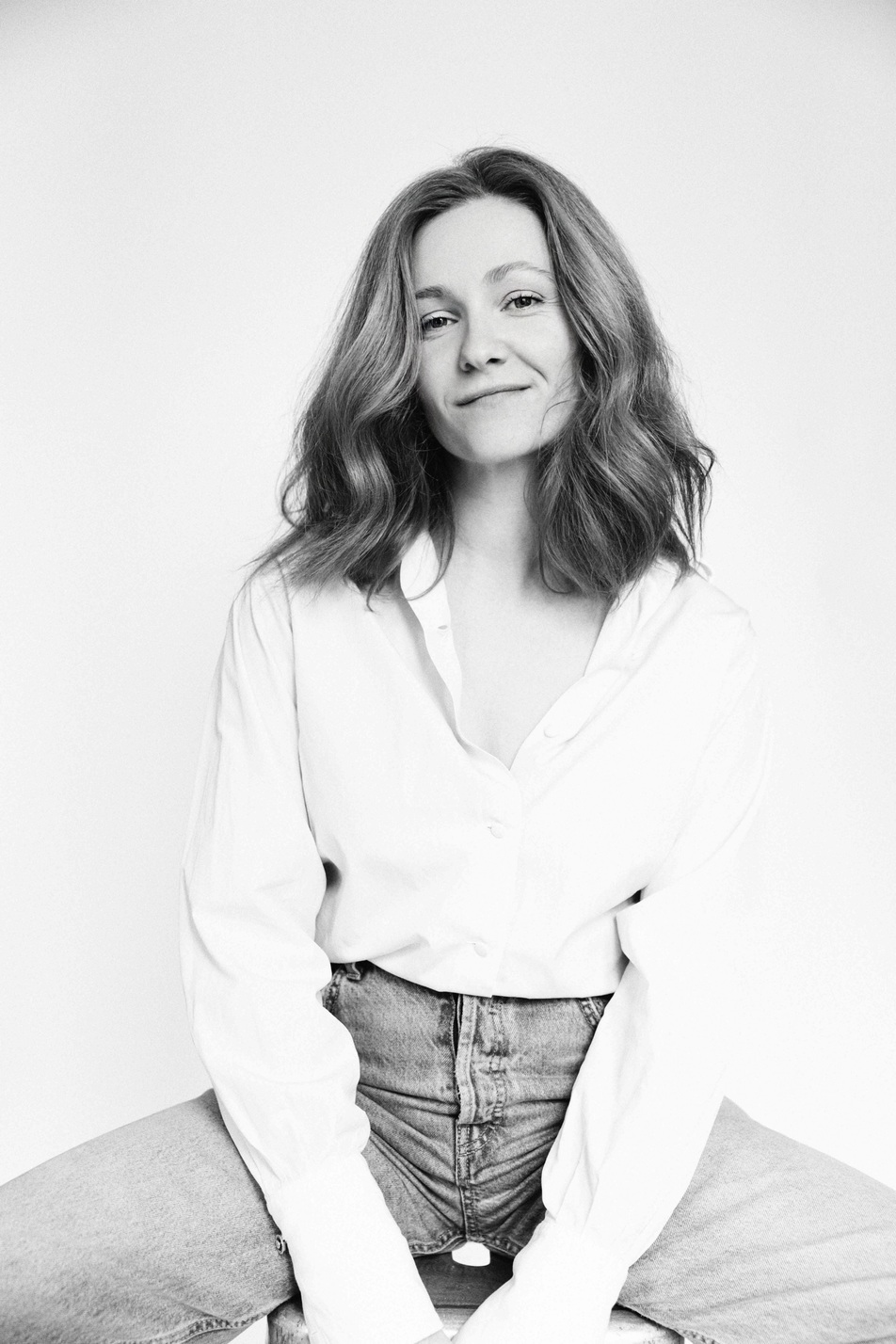 Lucie Sassiat Contact